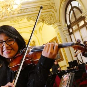 Violín Sinfonía por el Perú 1 (1)