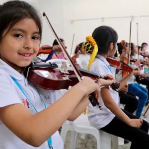 Violín Sinfonía por el Perú 4 (1)